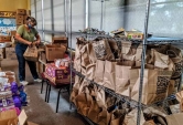 Lyle-volunteer-in-pantry-1